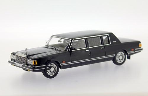IXO IST132 ZIL 41047 1985 Limousine