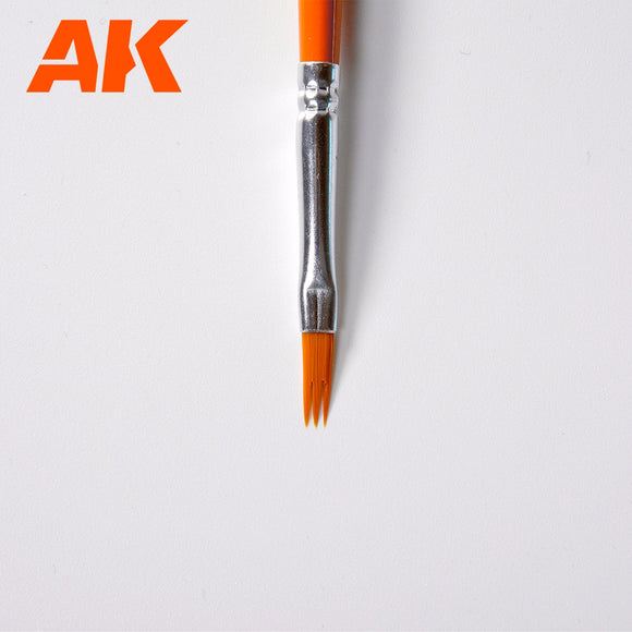 AK-Interactive AK583 Comb Weathering Brush #1