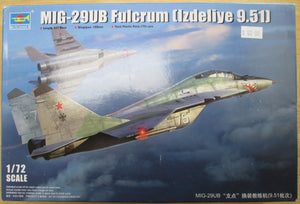 Trumpeter 01677 MiG-29UB (Izdeliye 9.51) Advanced Trainer