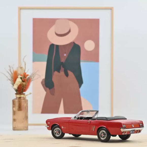 Norev 182810 Ford Mustang Convertible 1966 Signal Flare Red 1:18 – Sealed