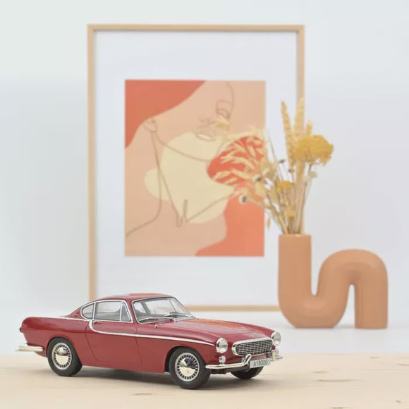 Norev 188700 Volvo P1800 1961 Red 1:18 – Sealed