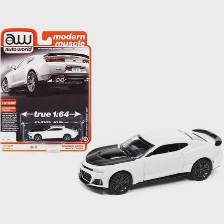 Autoworld Authentic 2021 R4 C 2019 Chevy Camaro ZL-1