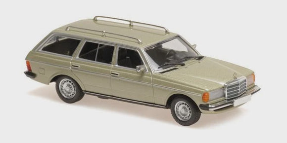 Maxichamps Mercedes Benz 230TE (W123) 1982 Light Metallic Green