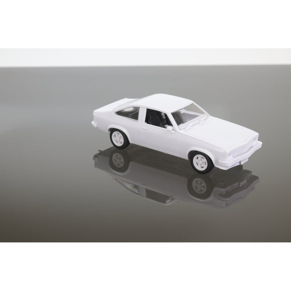 DDA 815K Holden Torana LX SS 6 Cylinder - 1/24 Scale