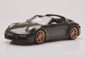 GT Spirit GT438 Porsche 911 (992) Targa 4S Green 2020