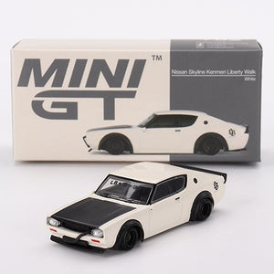 Mini GT 702 Nissan Skyline "Kenmeri" Liberty Walk - White