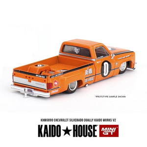 Mini GT G090 Chevrolet Silverado Dually Kaido Works V2 - Orange