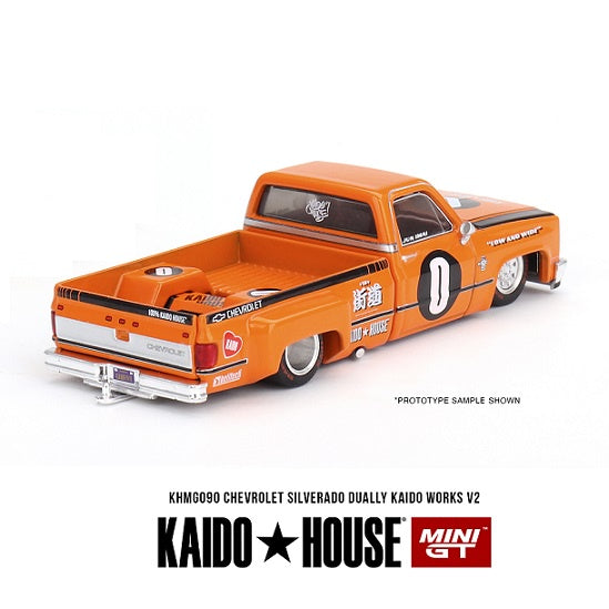 Mini GT G090 Chevrolet Silverado Dually Kaido Works V2 - Orange