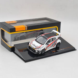 IXO MOC329 Toyota Yaris Pandem Curso Curso