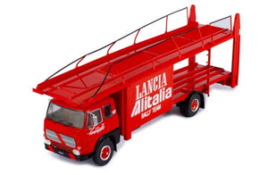 IXO TRU037 Fiat 673 Racing Transporter Lancia Alitalia Racing Team