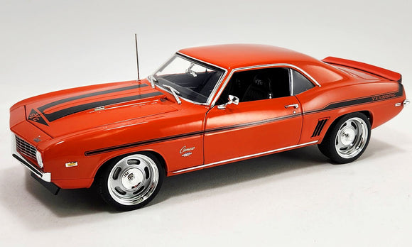ACME 1805728 1969 Chevrolet Yenko Camaro