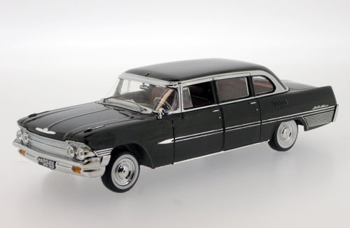 IXO IST125 ZIL 111G 1965 Limousine