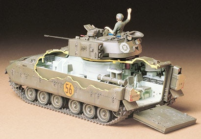 Tamiya 35132 M2 Bradley