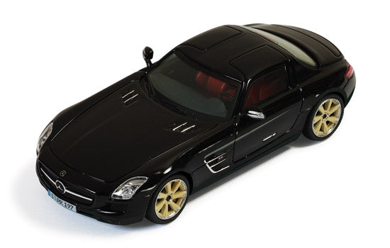 IXO MOC118 Mercedes - Lorinser SLS AMG (RSK8) 2011