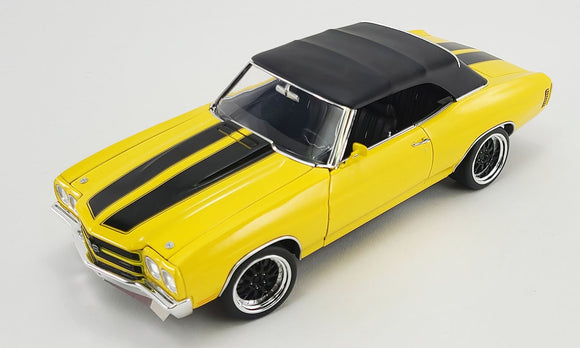 ACME 1805519 1970 Chevrolet Chevelle SS Convertible Restomod – Yellow