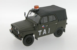 IXO IST047 UAZ 469 2003 - Czechoslovakia Airfield Army