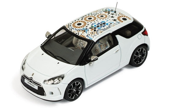 IXO MOC120 Citroen DS3 2010 - Kenzo Edition