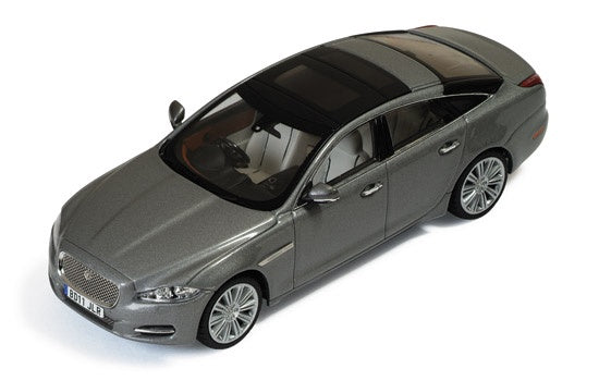 IXO MOC149 Jaguar XJ 2011