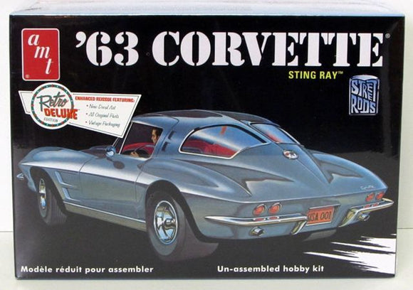 AMT 861 1963 Chevrolet Corvette Sting Ray Coupe
