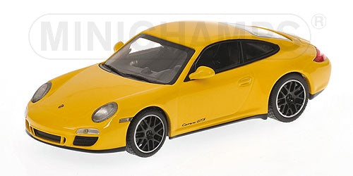 Minichamps 410060120 Porsche 911 Carrera GTS 2011