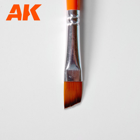 DELETED AK-Interactive AK586 Angled Weathering Brush