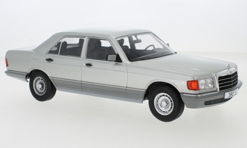 Model Car Group 18185 Mercedes Benz S Class (W126) 1979 Silver
