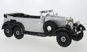 Model Car Group 18208 Mercedes G4 (W31) Light Grey/Blackodel Car Garage