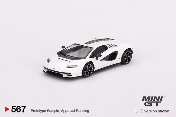 Mini GT 567 Lamborghini Countach LPI 800-4 Bianco Siderale