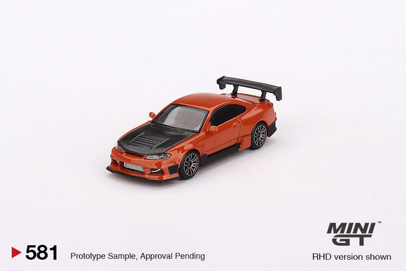 Mini GT 581 Nissan Silva S-15 D-Max Met Orange