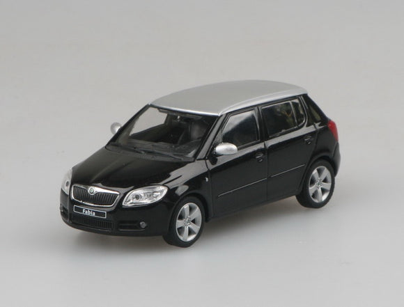 Abrex Skoda Fabia - Black Magic