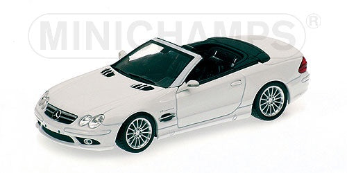 Just bought a 1100 v star custom I'm 6,2 220 lbs an I feel Just bought a 1100 v star custom I'm 6,2 220 lbs an I feel